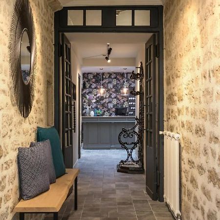 ולונס Hotel Restaurant L'Epicurien מראה חיצוני תמונה